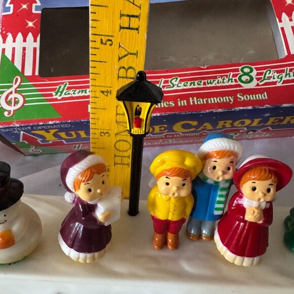 Kmart Christmas Carolers Lights Music Musical 8 Lights Battery Operated Vintage - Picture 4 of 4